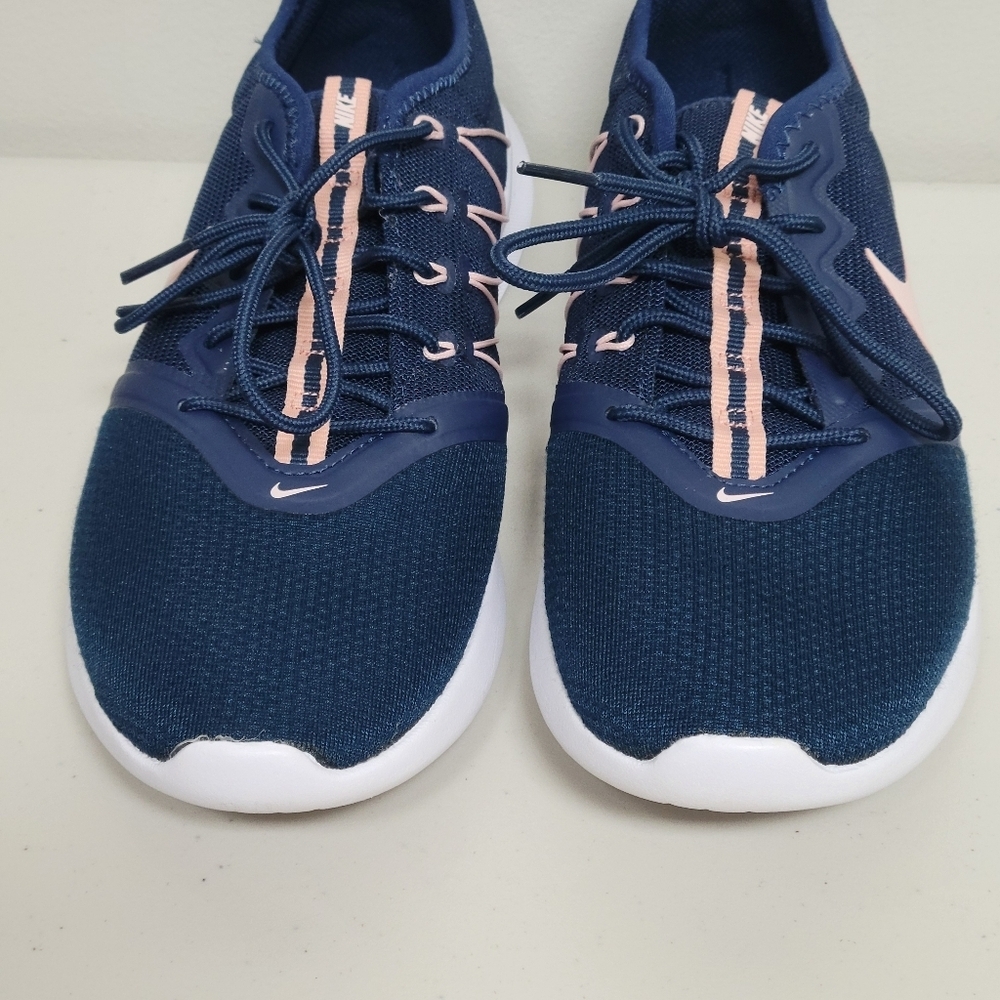 Nike Viale Tech Racer Lace Up Low Top Sneakers Women's Size 8. - Picture 8 of 11